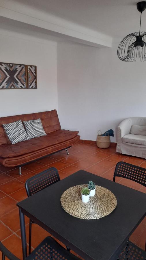 Porta Reguengos - Apartamento Moderno Alentejo Central 雷根古什-迪蒙萨拉什 外观 照片