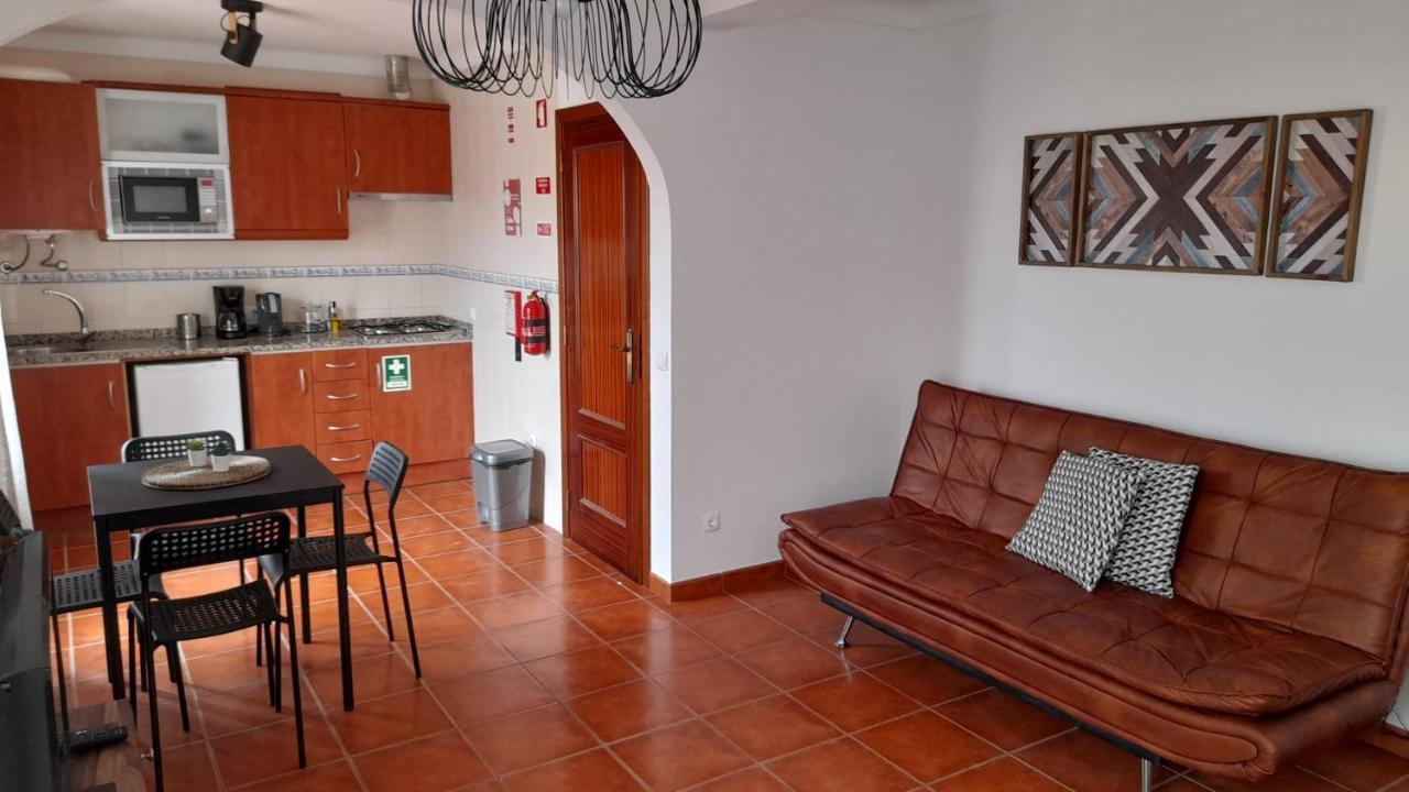 Porta Reguengos - Apartamento Moderno Alentejo Central 雷根古什-迪蒙萨拉什 外观 照片
