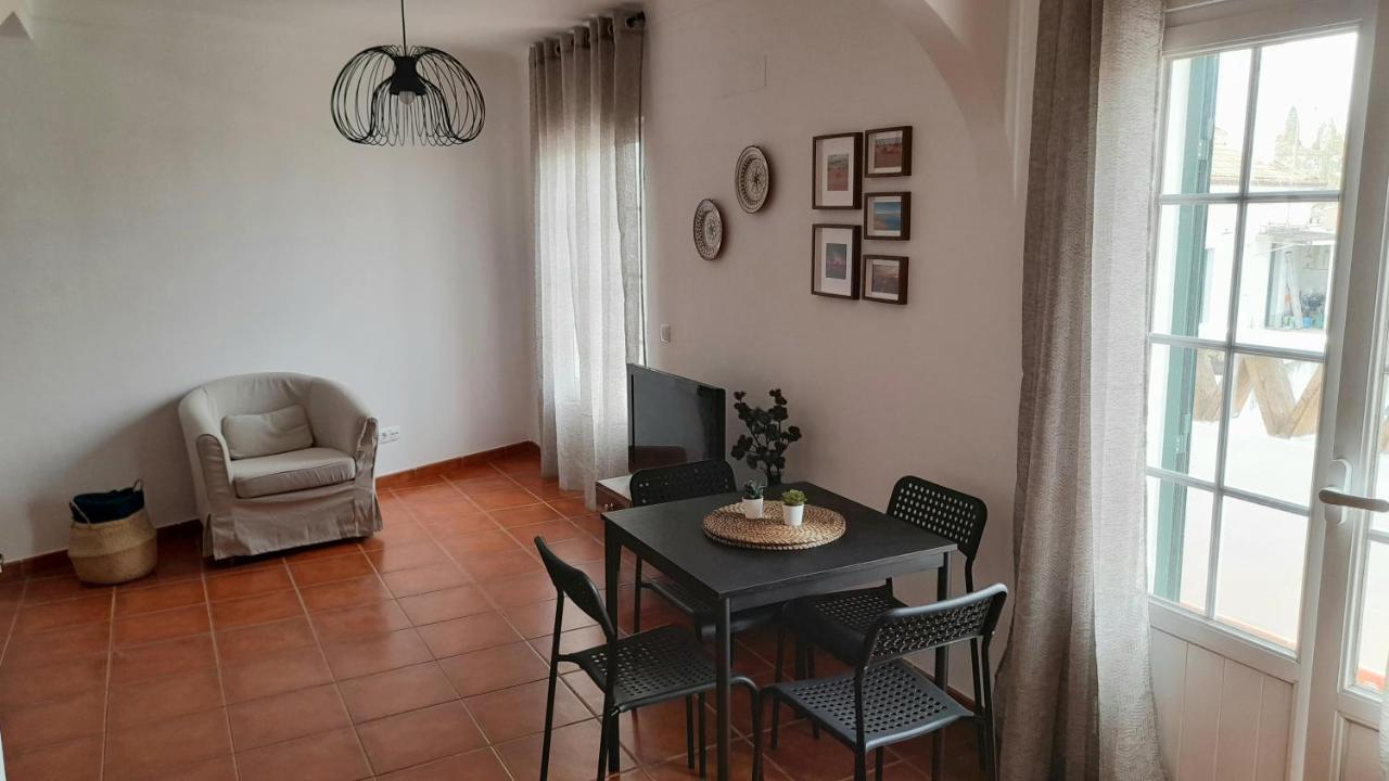 Porta Reguengos - Apartamento Moderno Alentejo Central 雷根古什-迪蒙萨拉什 外观 照片